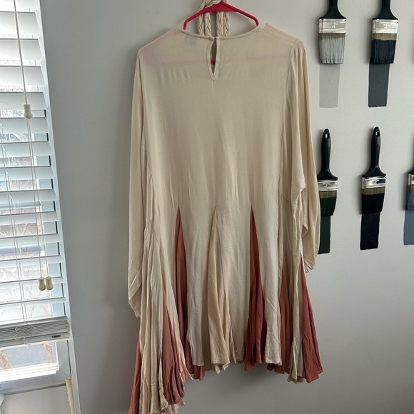 Long sleeve dress - Picture 6 of 8